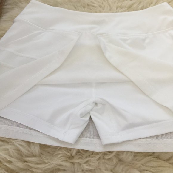 Nike Performance Tennis Skirt / Skort with Built in Shorts - Picture 8 of 12